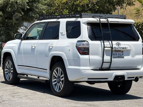 Used 2022 Toyota 4Runner TRD Sport w/ Technology Package AWD/4WD image 6