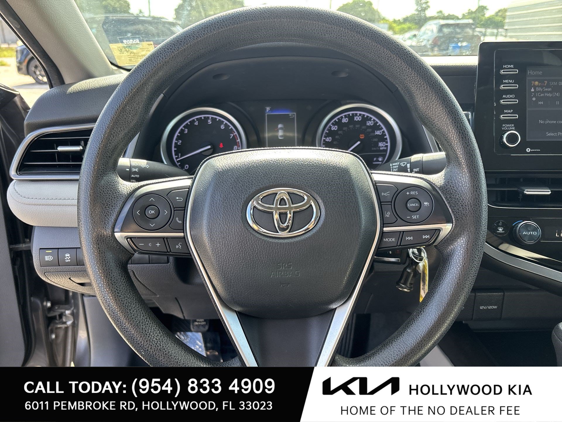 Used 2022 Toyota Camry LE FWD image 11