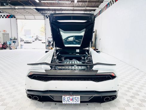 Used 2015 Lamborghini Huracan LP 610-4 AWD/4WD image 29