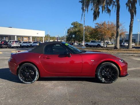 Used 2025 MAZDA MX-5 Miata Club image 3