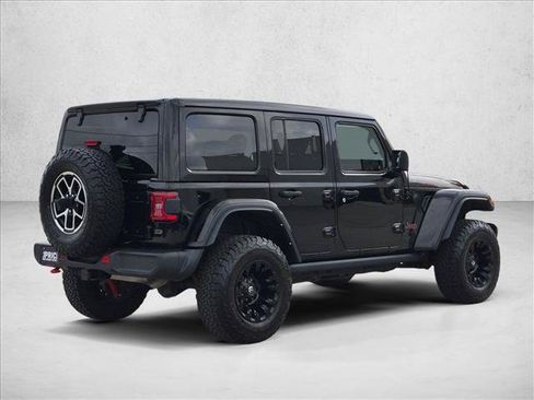 Used 2021 Jeep Wrangler Unlimited Rubicon w/ Xtreme Recon 35" Tire Package AWD/4WD image 5