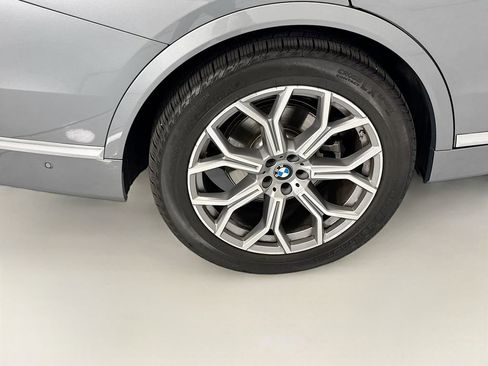 Certified 2026 BMW X7 xDrive40i w/ Premium Package AWD/4WD image 32