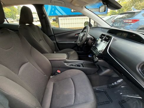 Used 2021 Toyota Prius LE AWD/4WD image 23