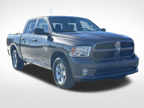 Used 2019 RAM 1500 Express image 22