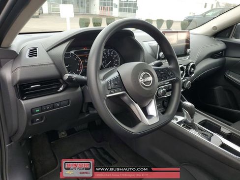 Used 2025 Nissan Sentra SV image 16