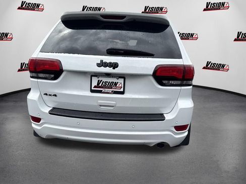 Used 2021 Jeep Grand Cherokee Laredo X AWD/4WD image 6