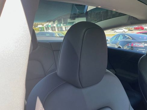 Used 2023 Tesla Model 3 Standard Range image 68