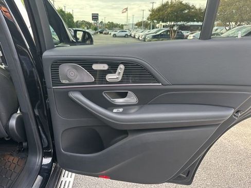 Certified 2024 Mercedes-Benz GLS 580 4MATIC image 31