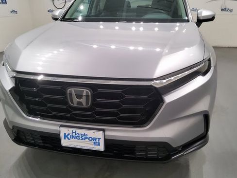 Used 2024 Honda CR-V EX image 11