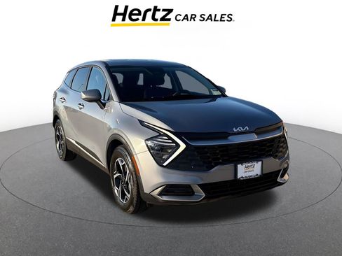 Used 2025 Kia Sportage LX image 1