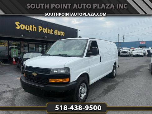 Used 2020 Chevrolet Express 3500 w/ Driver Convenience Package RWD image 1