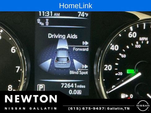 Used 2016 Nissan Rogue SL w/ SL Premium Package FWD image 11