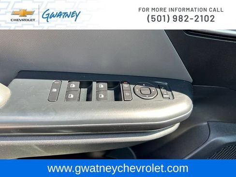 Used 2025 Kia K4 FWD image 19