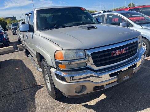 Used 2005 GMC Sierra 1500 SLE image 21