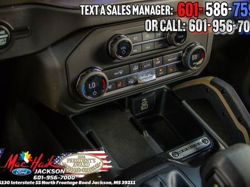 New 2026 Ford Bronco Badlands AWD/4WD image 38