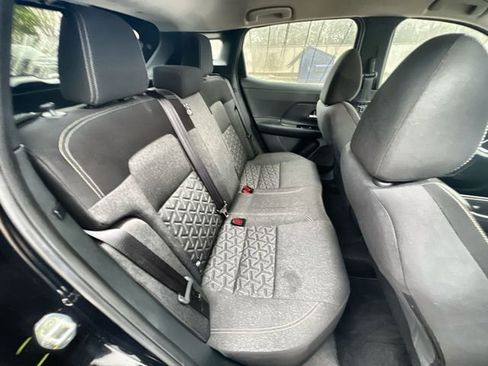 Used 2025 Nissan Kicks SV image 26