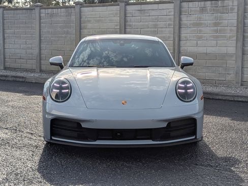 Certified 2025 Porsche 911 Carrera image 9