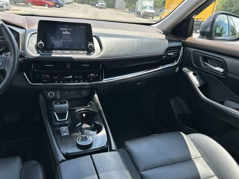 Used 2023 Nissan Rogue SL AWD/4WD image 24
