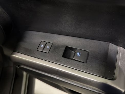 Used 2022 Toyota Tacoma SR5 w/ Trail Edition image 39