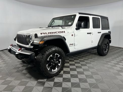 Certified 2025 Jeep Wrangler Unlimited Rubicon image 3