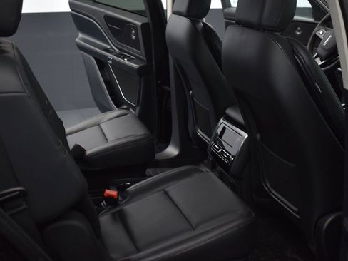 Certified 2025 Lincoln Aviator AWD w/ Jet Appearance Package image 14