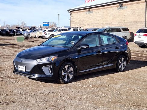 Used 2019 Hyundai Ioniq Electric image 4