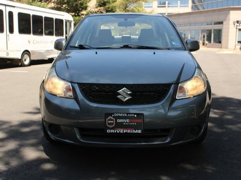 Used 2009 Suzuki SX4 Sedan FWD image 3