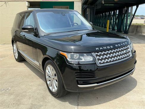 Used 2017 Land Rover Range Rover HSE AWD/4WD image 9