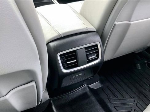 Used 2024 Acura RDX SH-AWD w/ Technology Package image 10