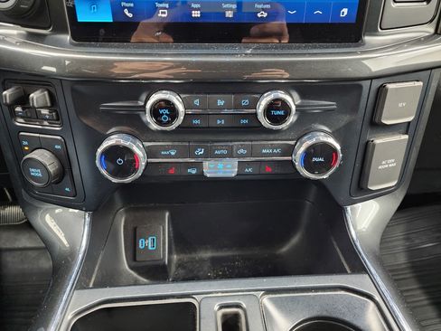 Used 2022 Ford F150 XLT w/ Equipment Group 302A High image 15