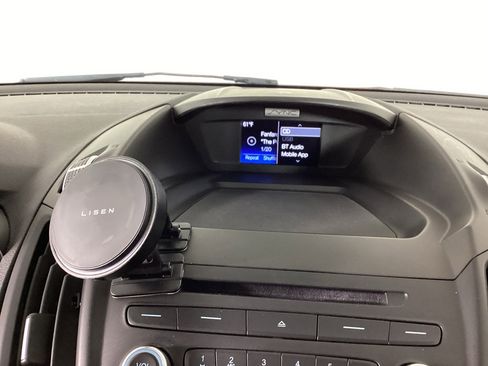 Used 2017 Ford Escape SE w/ SE Cold Weather Package AWD/4WD image 30