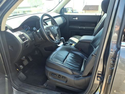 Used 2019 Ford Flex SEL w/ Equipment Group 202A AWD/4WD image 2