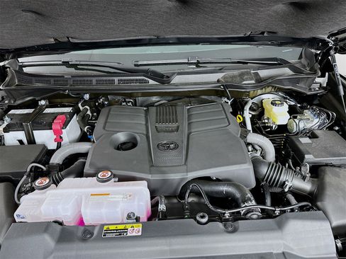New 2026 Toyota Tundra SR5 image 27