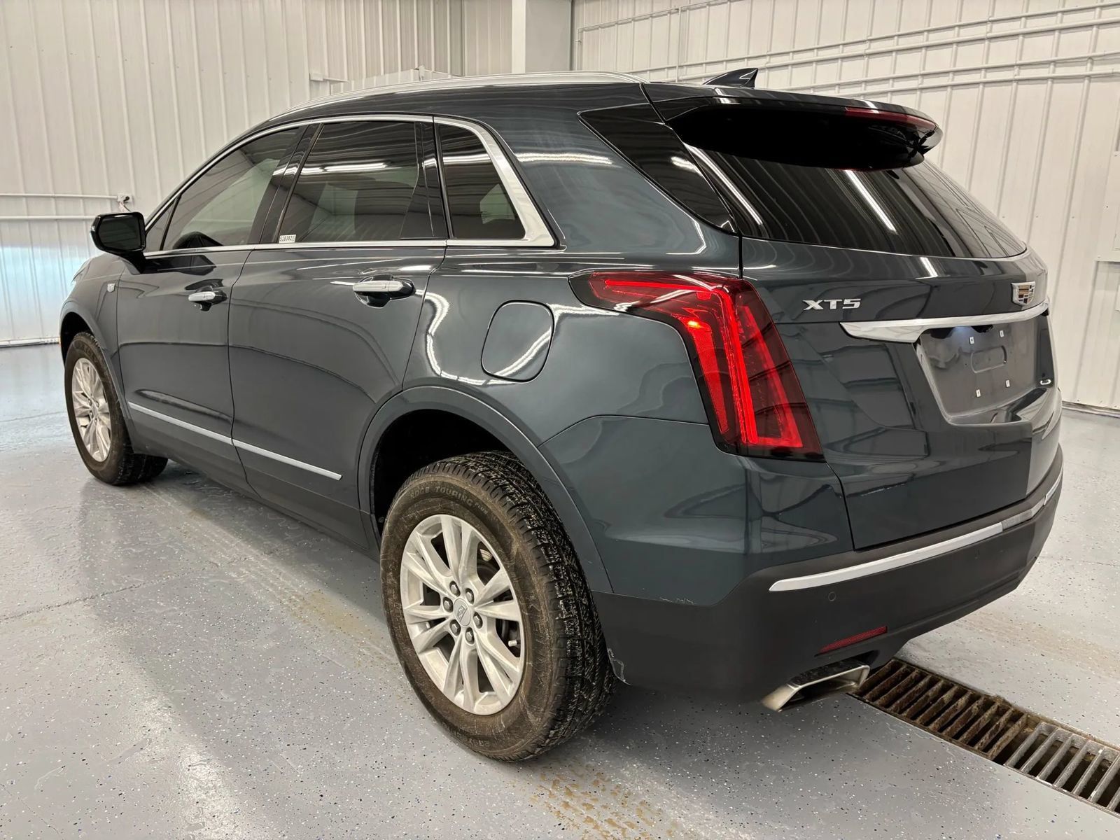 Used 2021 Cadillac XT5 Luxury FWD image 6