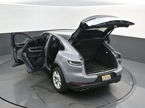 New 2026 Porsche Cayenne Coupe image 43