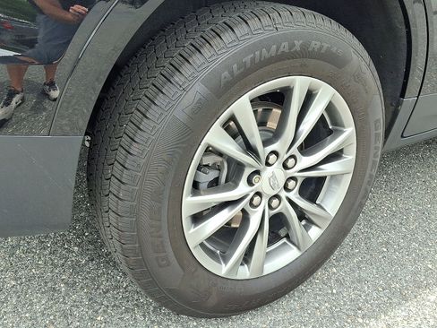 Used 2021 Cadillac XT5 Premium Luxury AWD/4WD image 12
