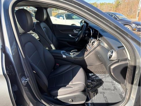 Used 2019 Mercedes-Benz C 300 Sedan w/ Premium Package image 12
