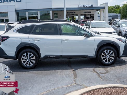 Certified 2024 Subaru Outback Premium AWD/4WD image 2