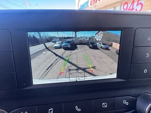Used 2025 Ford Transit 250 Medium Roof RWD image 20