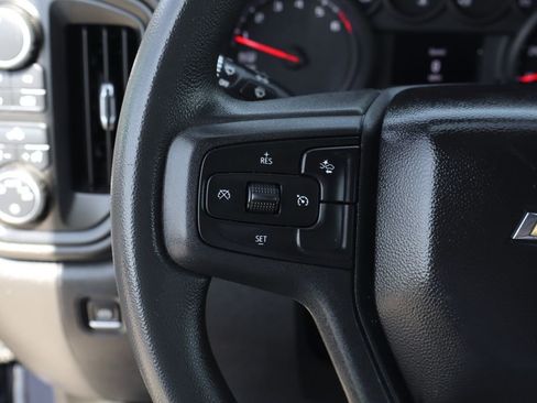 Used 2022 Chevrolet Silverado 1500 Custom image 18