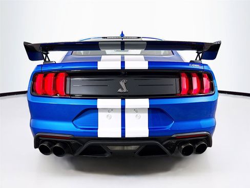 Used 2020 Ford Mustang Shelby GT500 w/ Carbon Fiber Track Pack RWD image 25