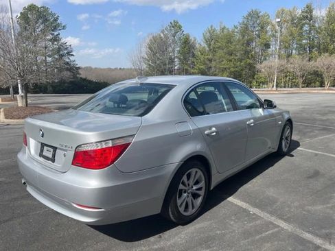 Used 2010 BMW 535i xDrive Sedan image 5
