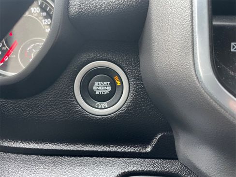 Used 2024 RAM 2500 Big Horn w/ Night Edition image 27