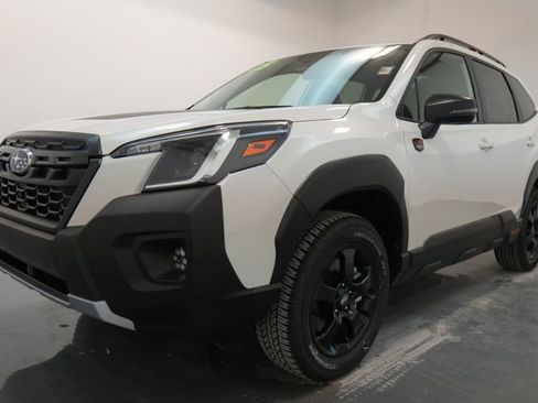 Used 2025 Subaru Forester Wilderness image 13