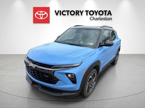 Used 2024 Chevrolet TrailBlazer RS w/ Convenience Package AWD/4WD image 5