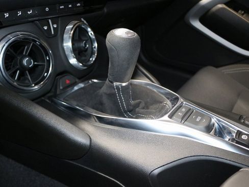 Used 2021 Chevrolet Camaro LT w/ 1LE Track Performance Package image 22