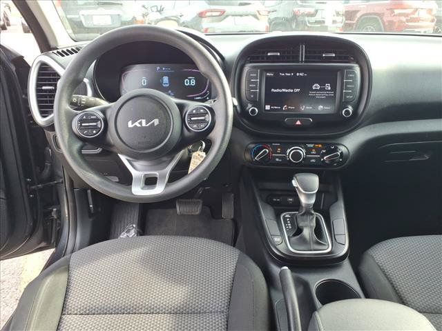 Used 2024 Kia Soul LX w/ Option Group 015 FWD image 62