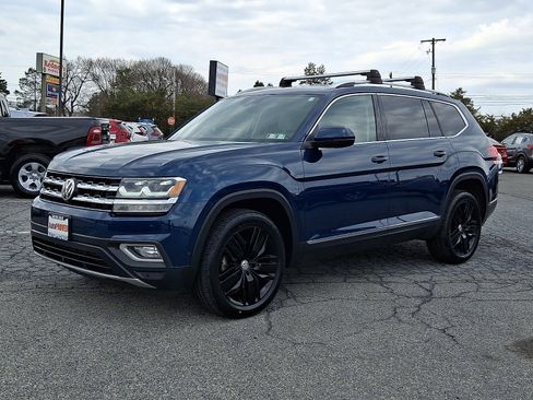 Used 2018 Volkswagen Atlas SEL Premium image 3