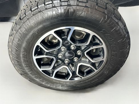 Used 2022 Ford F150 XLT w/ Equipment Group 302A High image 11