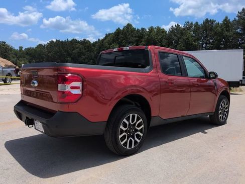 Certified 2024 Ford Maverick Lariat FWD image 4